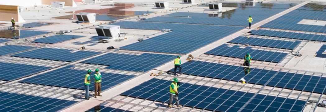 Veolia otwiera się na solarne dachy i fasady budynków made in Poland